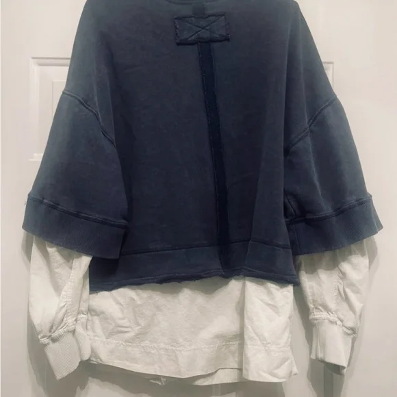 ⭐️Free People We The Free Oversized Top⭐️ - Picture 3 of 8